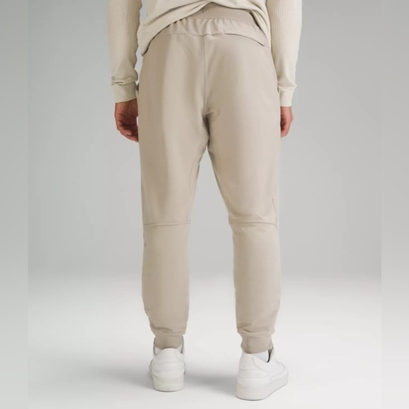 Lululemon City Sweat Jogger NWT $188 WHTO Khaki/Offwhite Spring Men’s XS - Picture 3 of 10